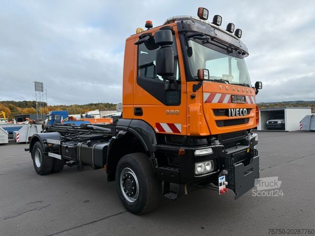 Kiti IVECO Trakker 330 EEV Winterdienst Abroll