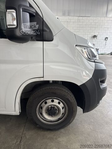 Bivalnik/kamper 2023 Fiat Ducato Weinsberg Carabus | Manuale | Tetto a Soffietto