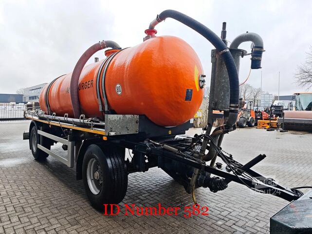 Sesalno vozilo Annaburger LM 16.27