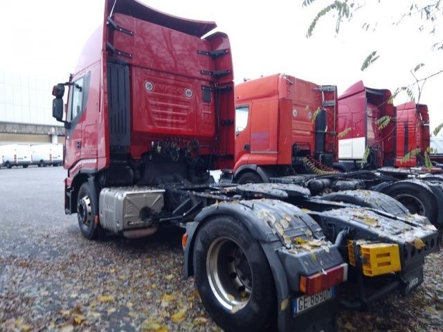 Tracteur routier standard IVECO AS440S48