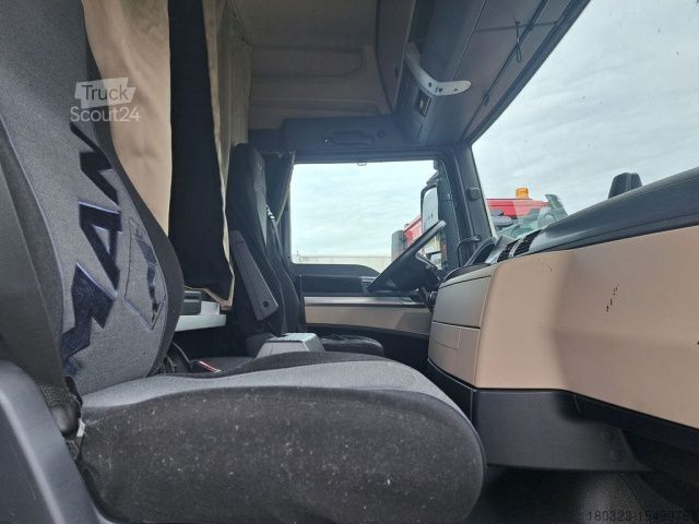 Tracteur routier standard MAN TGX 18.500