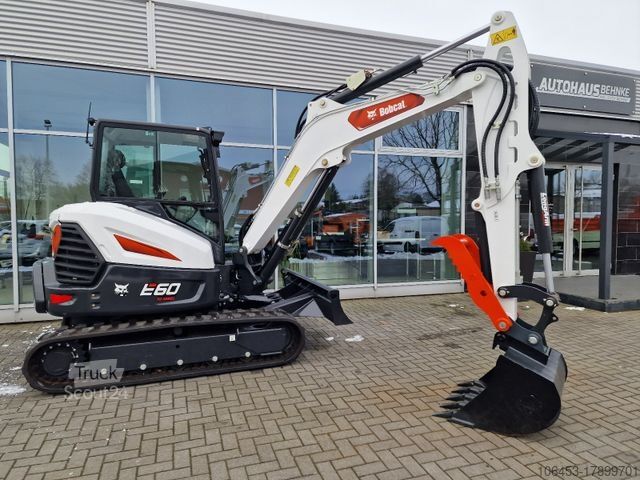 Minibagger BOBCAT E 60 Minibagger/enhalter/Neumasch.