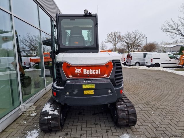 Escavadora de rastos BOBCAT E 60 Minibagger/enhalter/Neumasch.