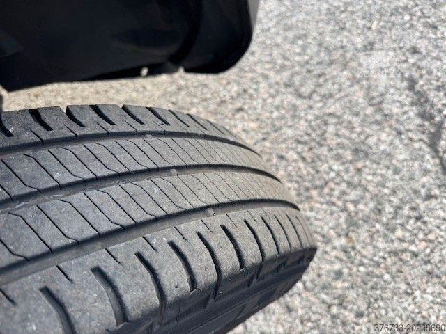 Dėžinis furgonas IVECO Daily 35C16 3.0 ¤6E Koffer LBW Klima