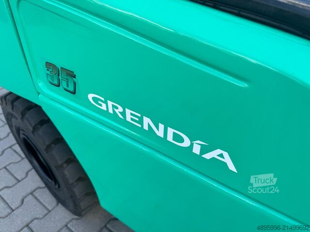 Chariot élévateur à 4 roues Mitsubishi FD35NT /Diesel/Only 6012 hours/New Price