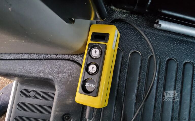 Kipper Renault Master 165.35 DUBBELE CABINE - EURO 6 - V-75-NN...