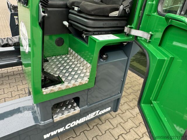 Carrello elevatore a 4 direzioni Combilift C4500 /Triplex 6000 mm/Air condition
