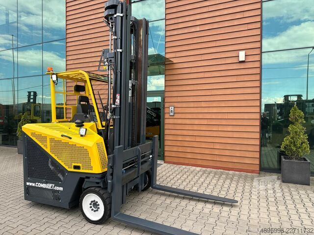 Carretilla retráctil de 4 vías Combilift CB4500//2019 year // New price