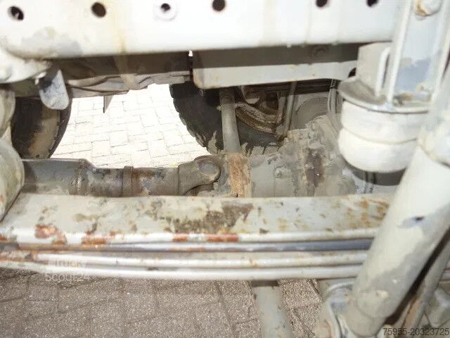 3-sidet tippelad MAN 35.414 8x8 meiller kipper manual diesel pomp