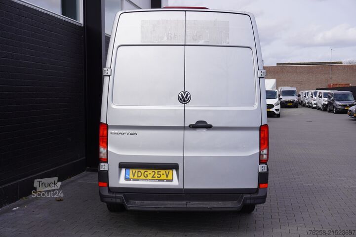 Ploščati dostavnik Volkswagen Crafter 2.0 TDI L3H3 EURO 6 - Airco - Cruise - ...