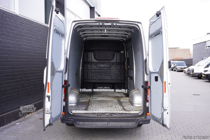 Ploščati dostavnik Volkswagen Crafter 2.0 TDI L3H3 EURO 6 - Airco - Cruise - ...