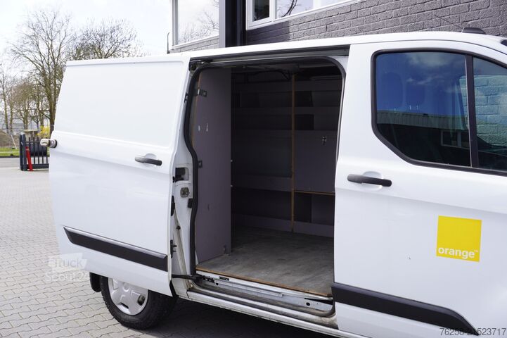 Delivery van Ford Transit Custom 2.0 TDCI 130PK EURO 6 - Airco - ...