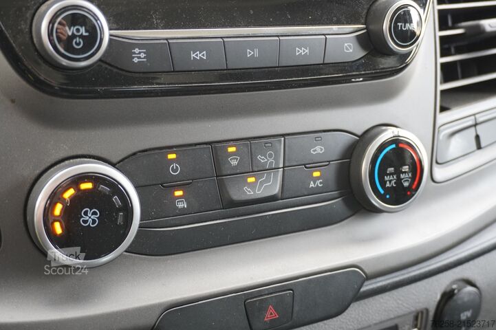 Delivery van Ford Transit Custom 2.0 TDCI 130PK EURO 6 - Airco - ...