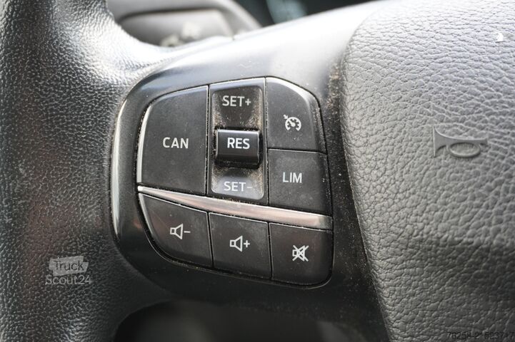 Delivery van Ford Transit Custom 2.0 TDCI 130PK EURO 6 - Airco - ...