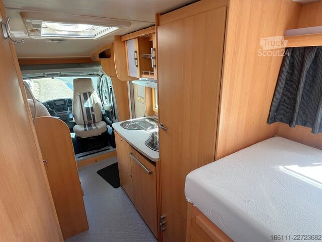 Halvintegreret autocamper TEC Rotec Ti 682 - Einzelbetten - Klima -Solar -