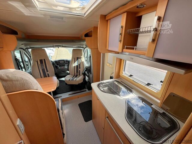 Halvintegreret autocamper TEC Rotec Ti 682 - Einzelbetten - Klima -Solar -