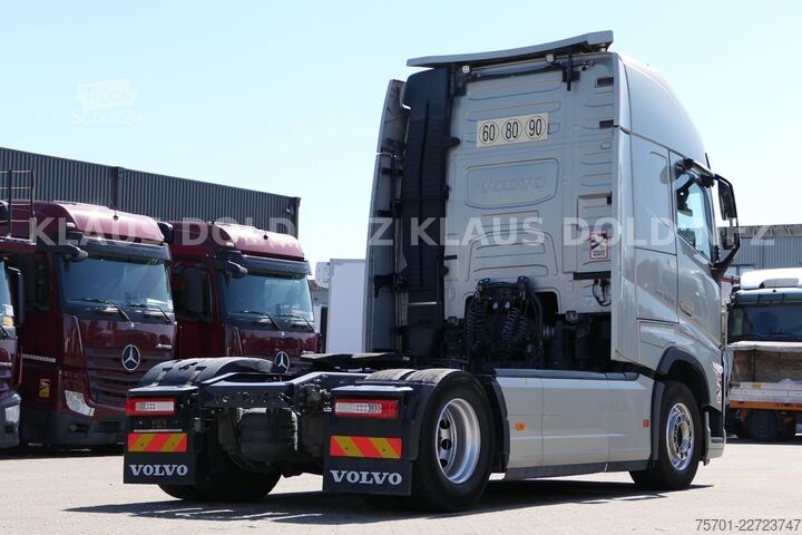 Standardowy ciągnik siodłowy VOLVO FH 500 Globetrotter 2-Tanks Euro 6