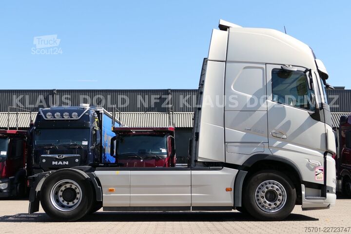 Standardowy ciągnik siodłowy VOLVO FH 500 Globetrotter 2-Tanks Euro 6