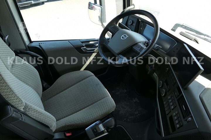 Standardowy ciągnik siodłowy VOLVO FH 500 Globetrotter 2-Tanks Euro 6