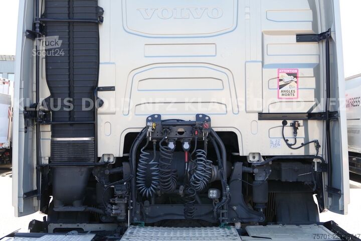 Standardowy ciągnik siodłowy VOLVO FH 500 Globetrotter 2-Tanks Euro 6