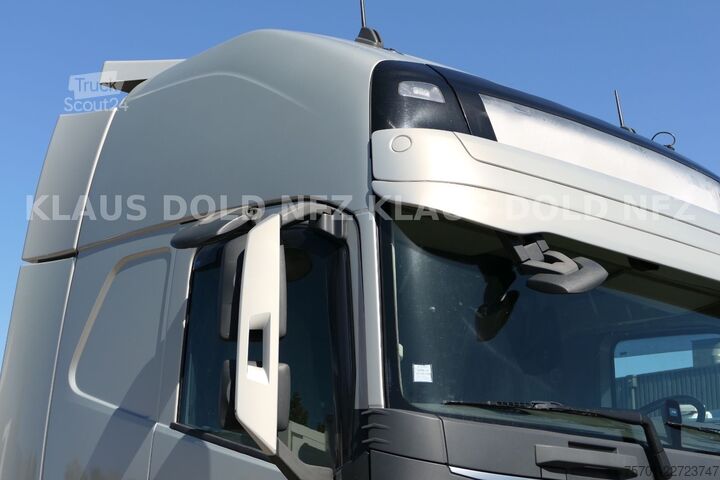 Standardowy ciągnik siodłowy VOLVO FH 500 Globetrotter 2-Tanks Euro 6