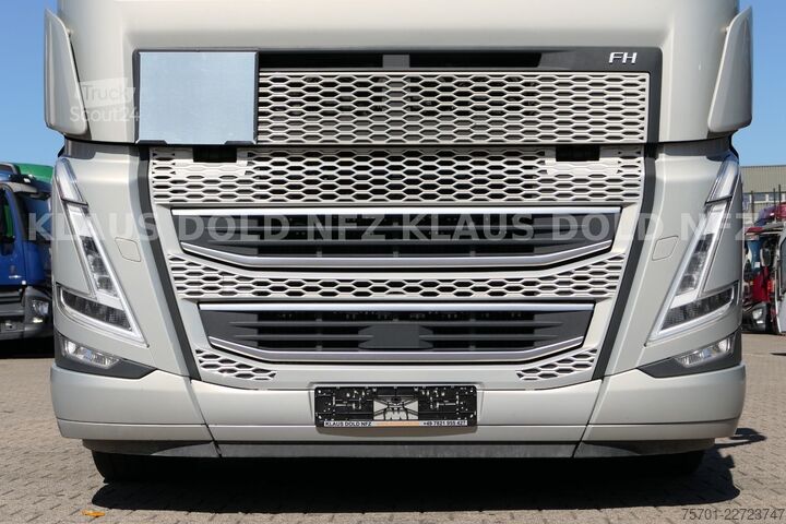 Standardowy ciągnik siodłowy VOLVO FH 500 Globetrotter 2-Tanks Euro 6