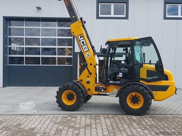 Teleszkópos rakodó JCB TM 180 Agri