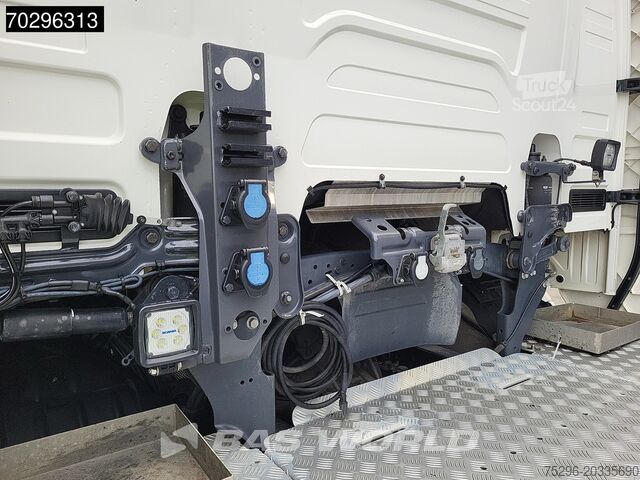 Standard tractor Scania R590 6X2 WB315! Retarder Full-Air 2xTanks Leath...