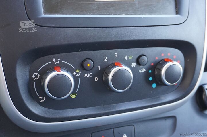 Delivery van Renault Trafic 2.0 dCi 120PK EURO 6 - Airco - Cruise - ...