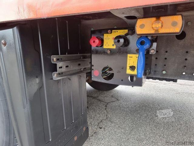 Semi-remorque bâchée SCHMITZ CARGOBULL 3-Achs Mega Varios SPEED CURTAIN Getränke