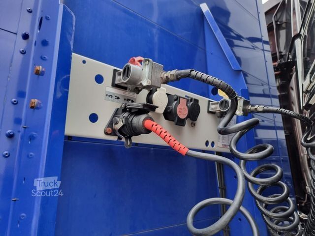Semi-remorque pour boissons SCHMITZ CARGOBULL 3-Achs Mega Varios SPEED CURTAIN Getränke