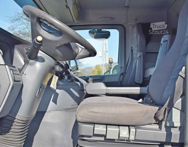 Štandardný ťahač MERCEDES-BENZ ACTROS 1844 * Sattelzugmaschine *HIAB 330-5/FUNK