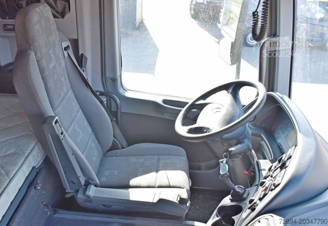 Štandardný ťahač MERCEDES-BENZ ACTROS 1844 * Sattelzugmaschine *HIAB 330-5/FUNK