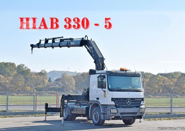 Autožeriav MERCEDES-BENZ ACTROS 1844 * Sattelzugmaschine *HIAB 330-5/FUNK