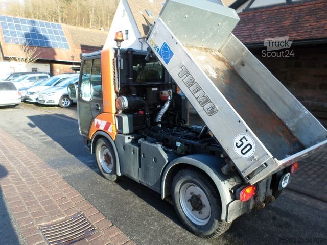 Kitas MULTICAR Tremo  C   X 56  mit Leistungshydraulik  1 Hand