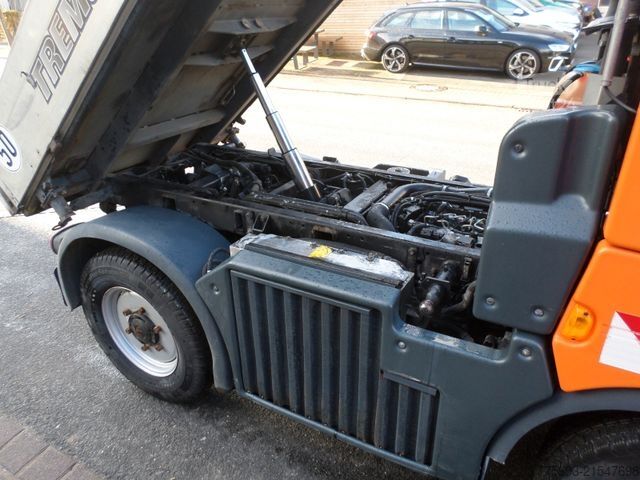 Kitas MULTICAR Tremo  C   X 56  mit Leistungshydraulik  1 Hand