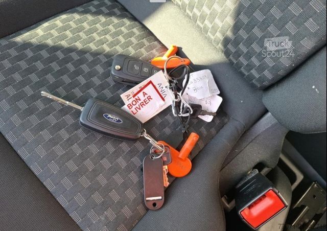 Fourgon tôlé FORD Transit Koffer+LBW*L4*Klima*Tempomat*Navi*