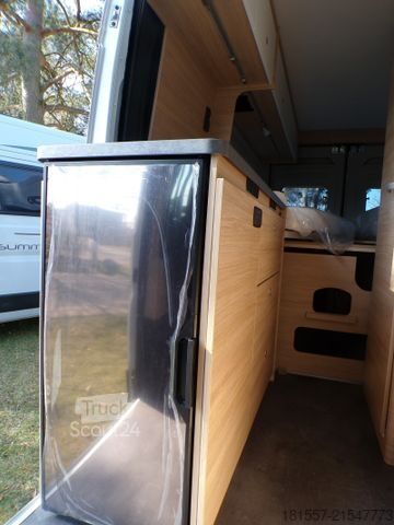 Camper van ROADCAR R 640 Citroen 140 PS Schlafdach, Assistenzpaket