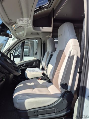 Ημιενσωματωμένο αυτοκινούμενο τροχόσπιτο BÜRSTNER Lyseo TD 594