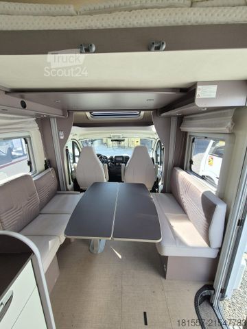 Ημιενσωματωμένο αυτοκινούμενο τροχόσπιτο BÜRSTNER Lyseo TD 594