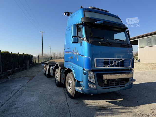 Chassi de caminhão Volvo FH 480