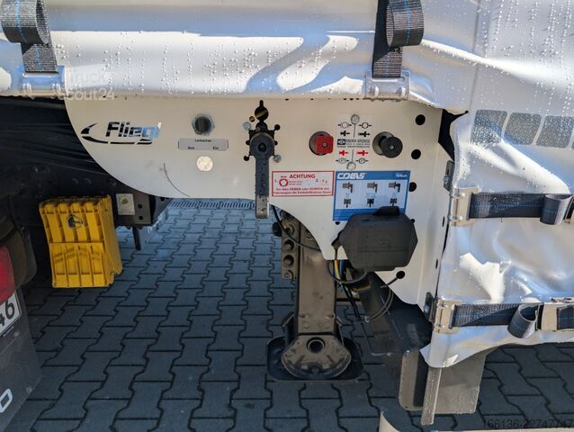  Fliegl 3-Achs Jumbo Gardinen Sattelauflieger