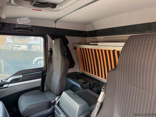 Standardní tahač MAN TGS 18.440 4x4 Kran 20m Seilwinde Greifer FUNK