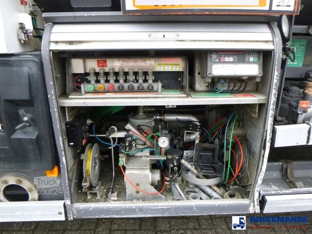 Tankwagen MAN TGS 26.320 6X2 RHD fuel tank 20 m3 / 4 comp