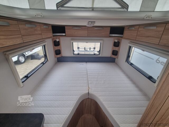 Tūrisma kemperis Eriba Feeling 442