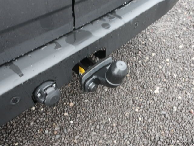 Mikroautobuss Ford Transit Custom L2H1 8-Sitzer