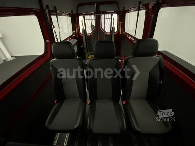 Minibus VOLKSWAGEN Crafter 35 *ROLLSTUHL-LIFT* 6-SITZE+KAMERA (7205