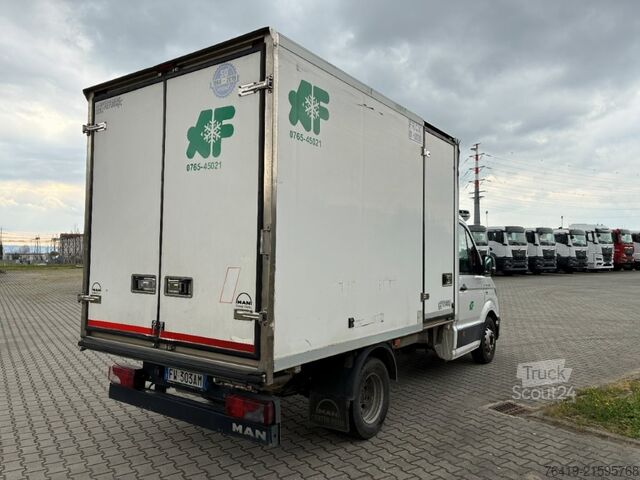 شاحنة صغيرة مزودة بثلاجة MAN TGE 3.180 T26-007