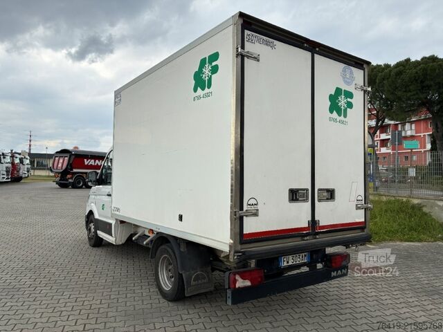 شاحنة صغيرة مزودة بثلاجة MAN TGE 3.180 T26-007