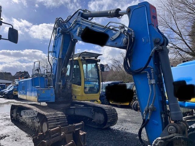 Chain excavator LIEBHERR LC 926 mit Drehkranzschaden